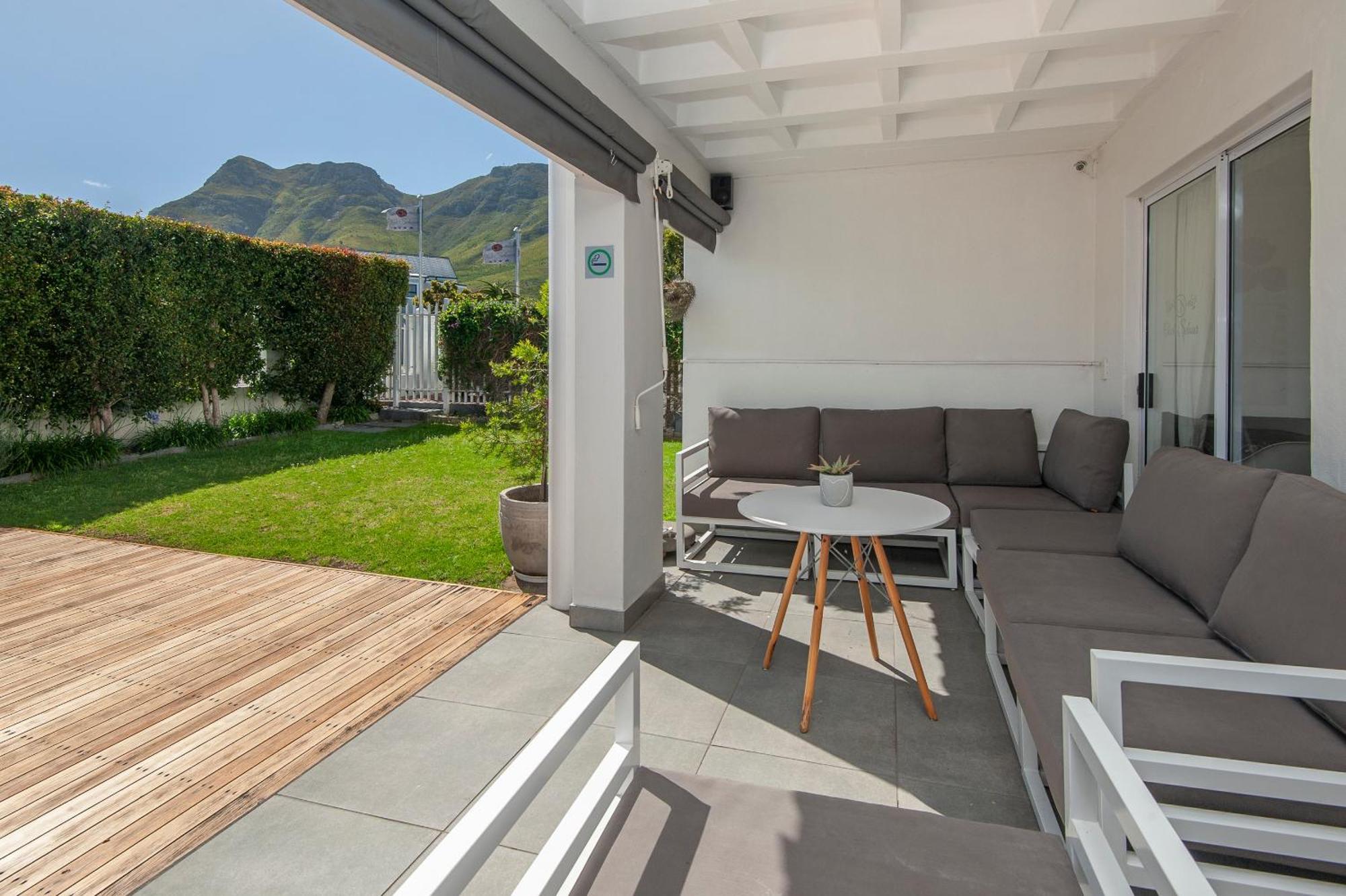 Oude Schuur Boutique Guesthouse Hermanus Exterior photo